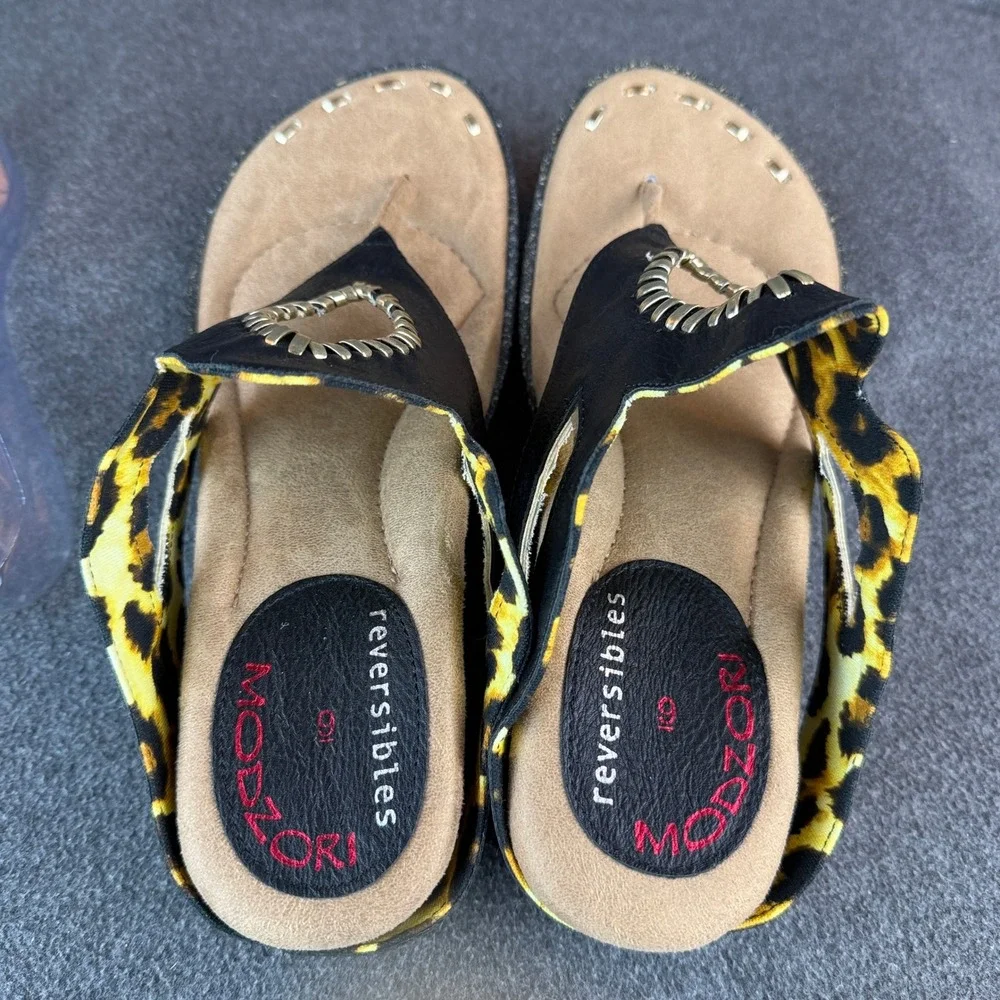 Modzori Reversibles Leopard Black Wedge Sandals Thong Women's Size 9